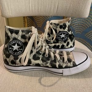 Converse high top Chuck Taylor’s